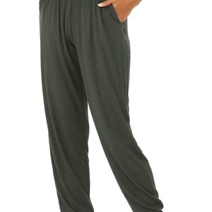 HIGH-WAIST RIBBED WHISPER PANT MEDIUM ALO YOGA